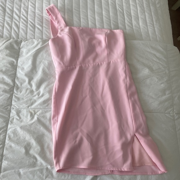 Revolve Pink Dress - Picture 4 of 5